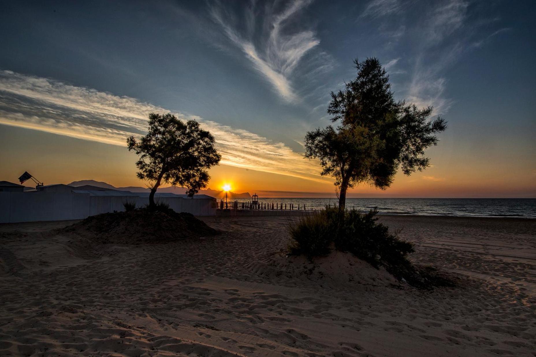 Sunset House Bed & Breakfast Balestrate Bagian luar foto